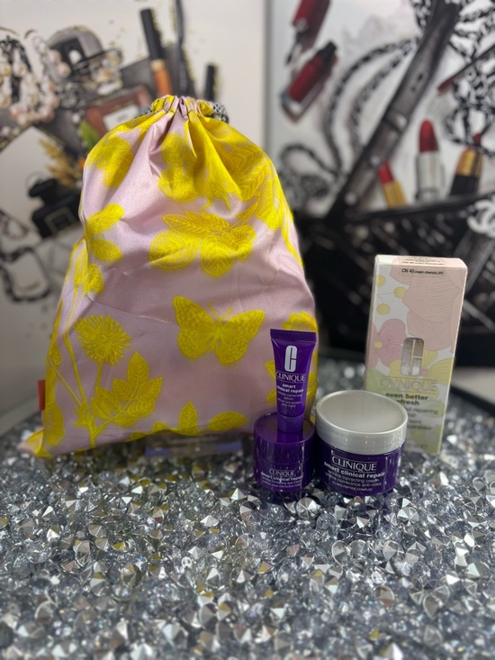 Clinique Other - Clinique bundle of 5pc